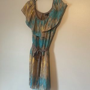Used banana republic dress size 14. Nice spring colors soft and flow style